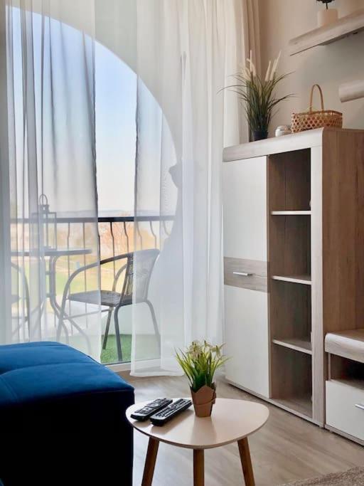 Top Sunset Beach Apartman Siofok Bagian luar foto
