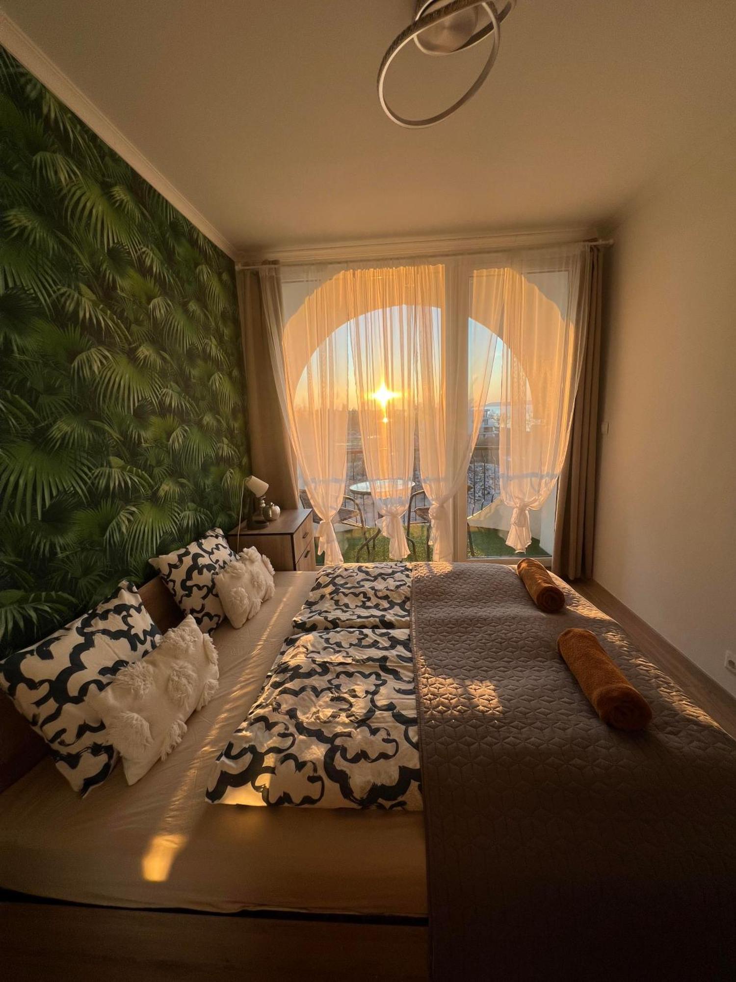 Top Sunset Beach Apartman Siofok Bagian luar foto