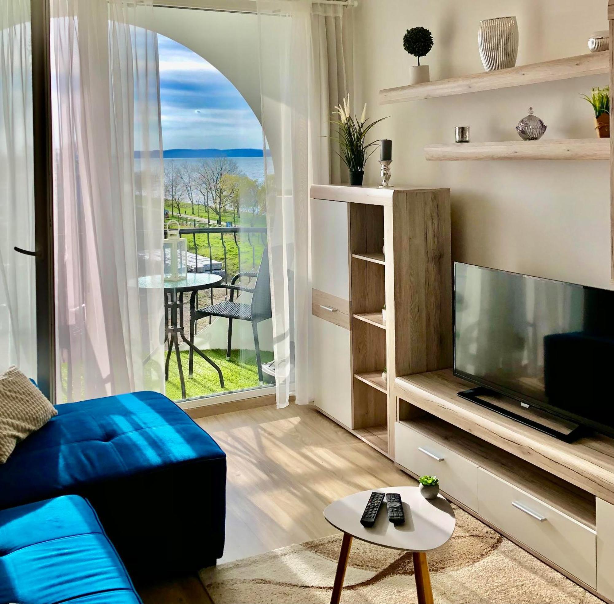 Top Sunset Beach Apartman Siofok Bagian luar foto